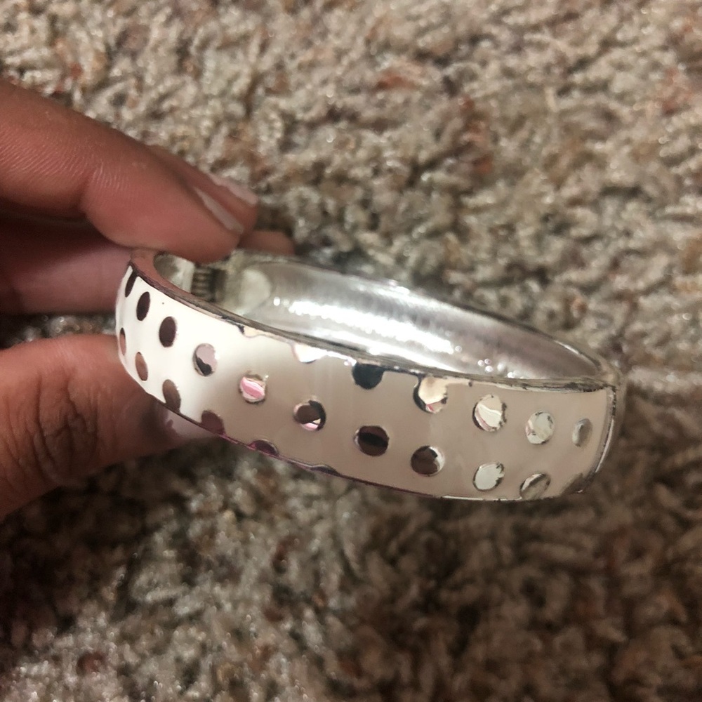 Bangle - Picture 5 of 5